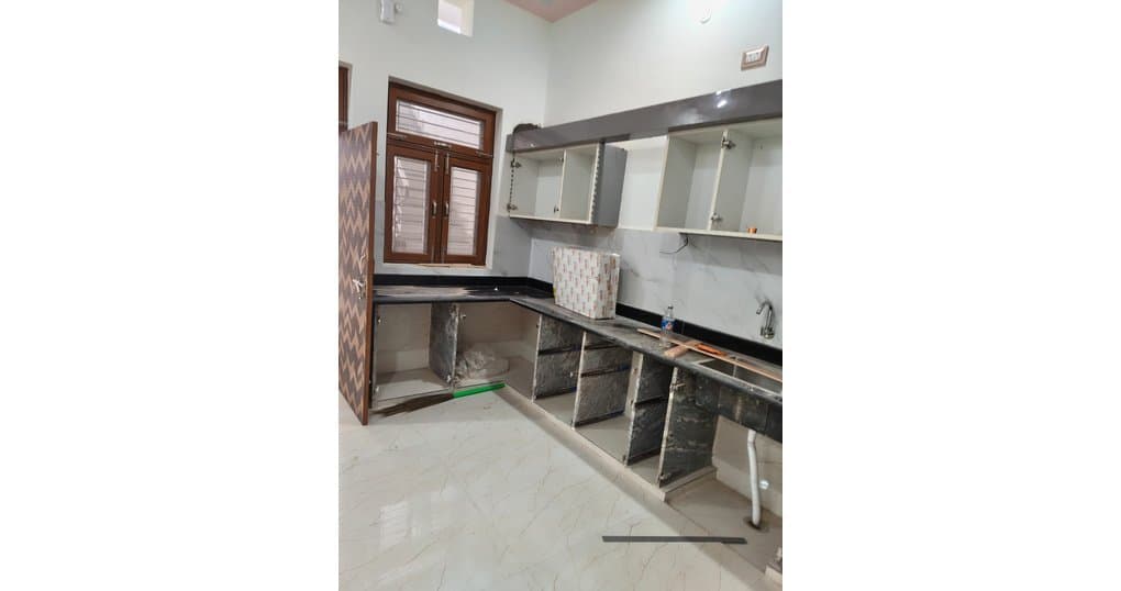 Buy Now 3BHK Semi Duplex House Near Golden Green Park, Bareilly — thumbnail 5