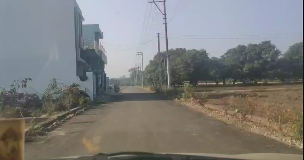 Buy Now 1500 SqFt Land Near M. I. T College Lamachaur Shiv Dham Colony, Haldwani — thumbnail 2