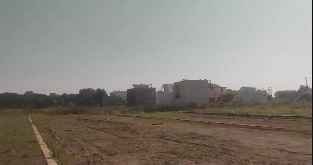 Buy Now 2000 SqFt Land Near RTO Road Near Tagore School, Haldwani — thumbnail 2