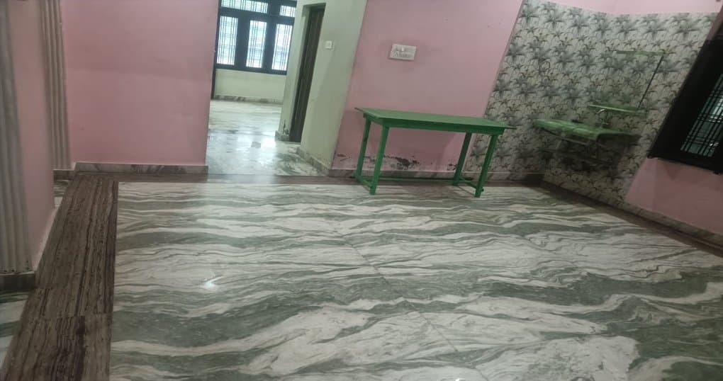 Rent Now 4Room Set Near Near RTO and Gas Godam Road, Haldwani — thumbnail 2