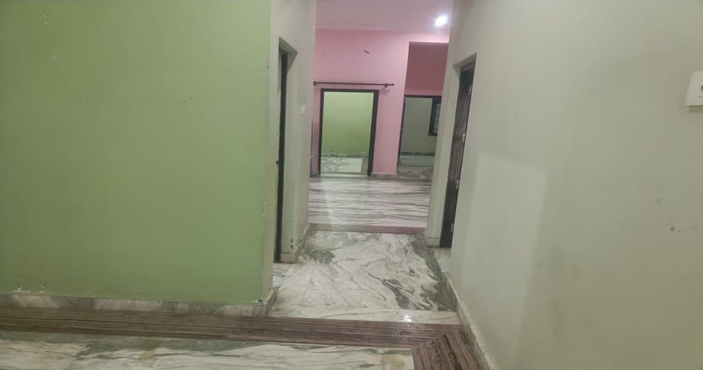 Rent Now 4Room Set Near Near RTO and Gas Godam Road, Haldwani — thumbnail 5