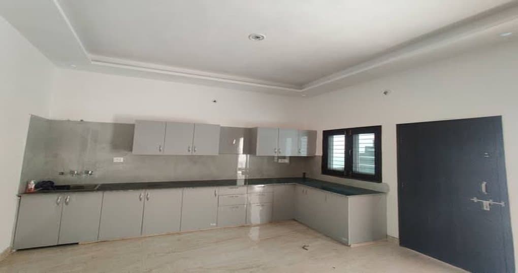 Buy Now 5BHK House Near Shivalik Park Colony Dohna Toll Plaza, Nainital Road, Bareilly — thumbnail 4