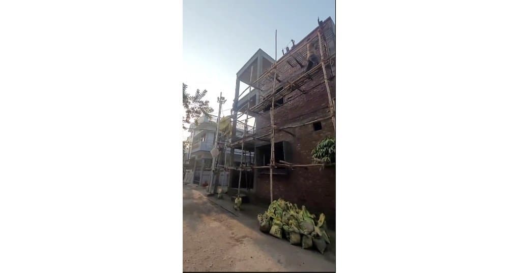 Buy Now 3BHK Double Story House Near Mini bypass Road, Bareilly — thumbnail 2