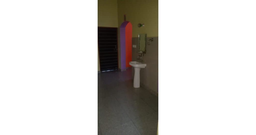 Rent Now 3Room Set Near RK Tent House Road Kusumhhera, Haldwani — thumbnail 3