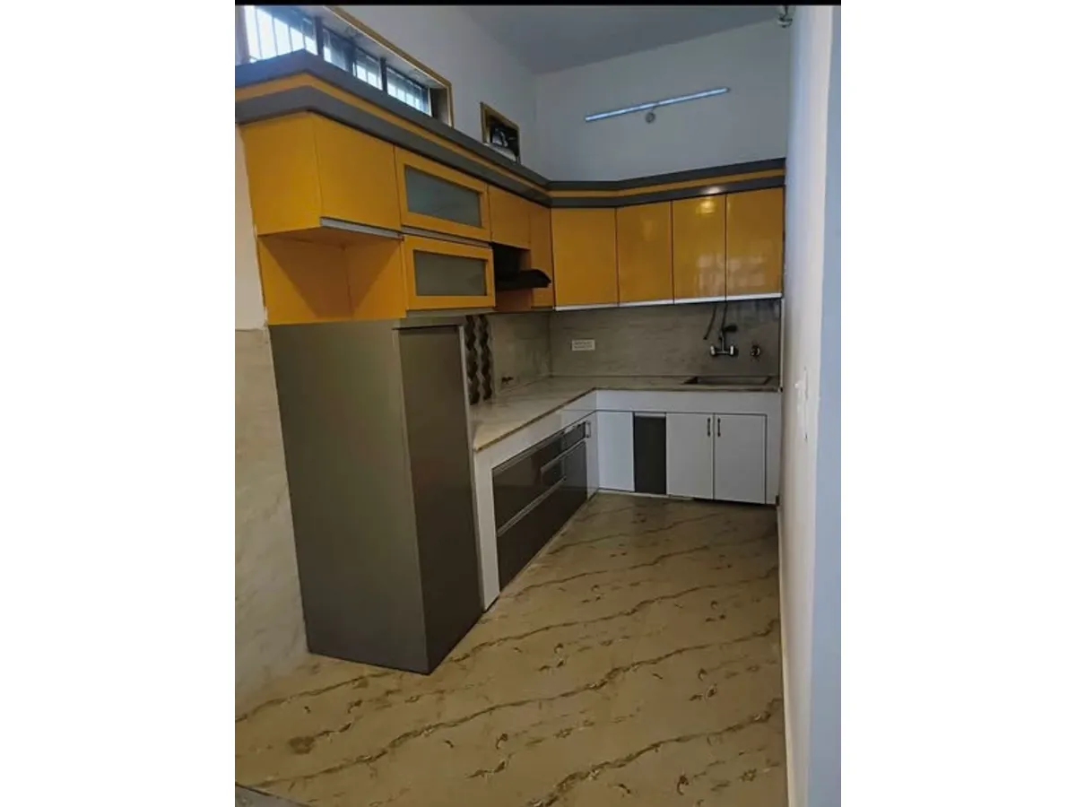 Prime 3-Storey House for Sale Near Mahindra Agency Bareilly