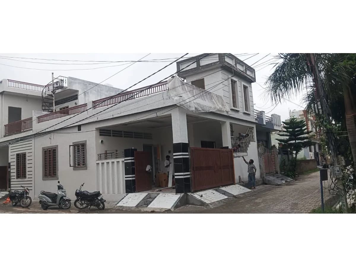 Spacious 2 BHK Independent House in Dehradun for Sale
