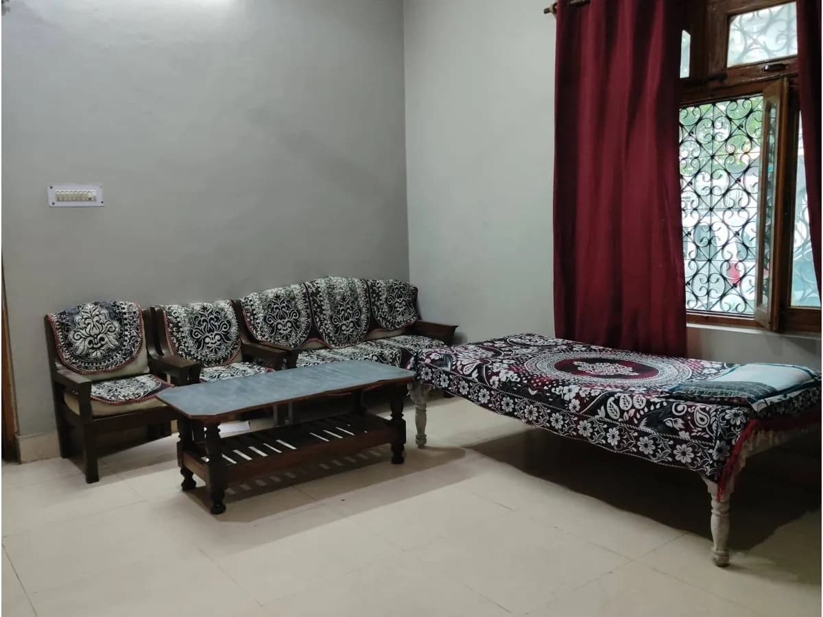 Fully Furnished 2 BHK House for Rent in Haldwani