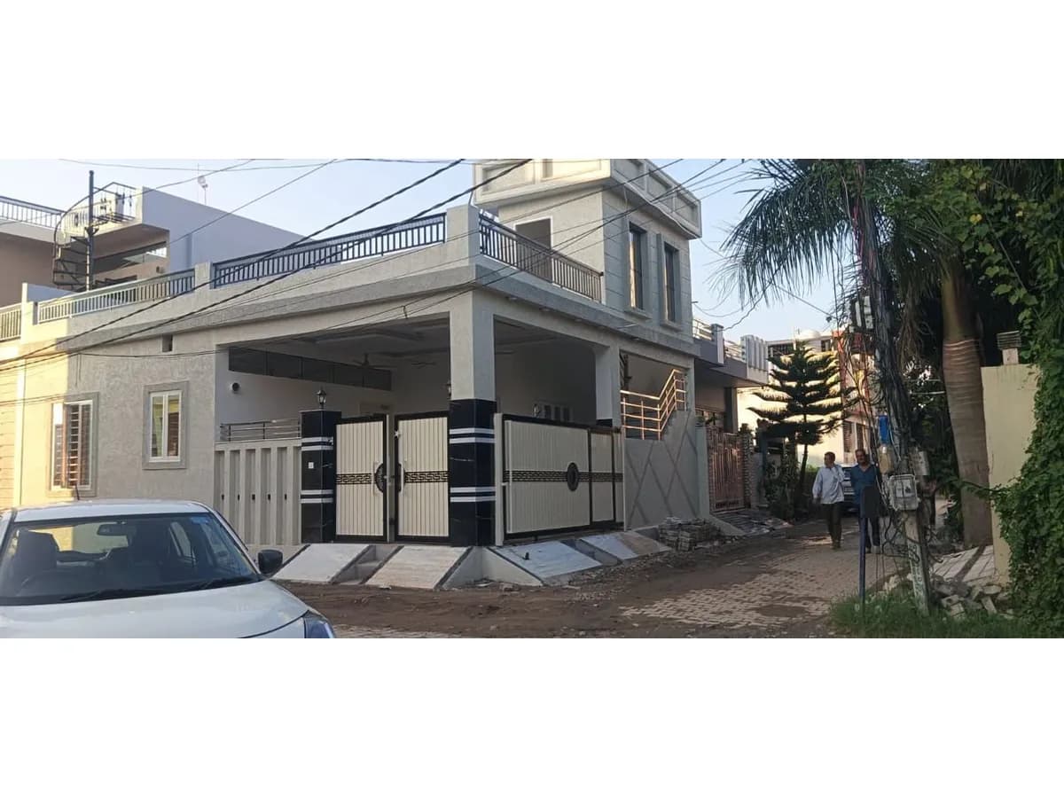 Stylish 2 BHK Independent House for Sale Near ISBT Dehradun