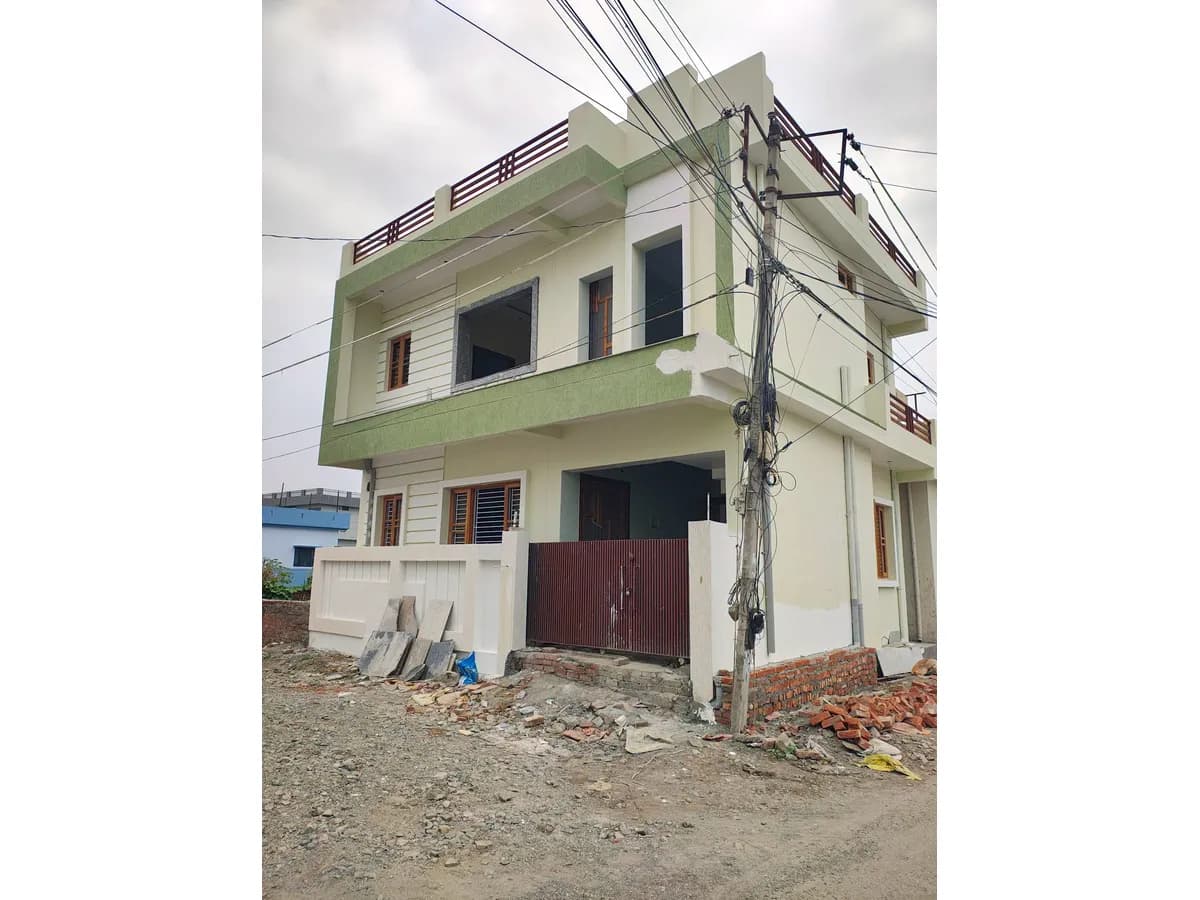 Spacious 4 BHK Duplex House near Reliance Mall Haldwani
