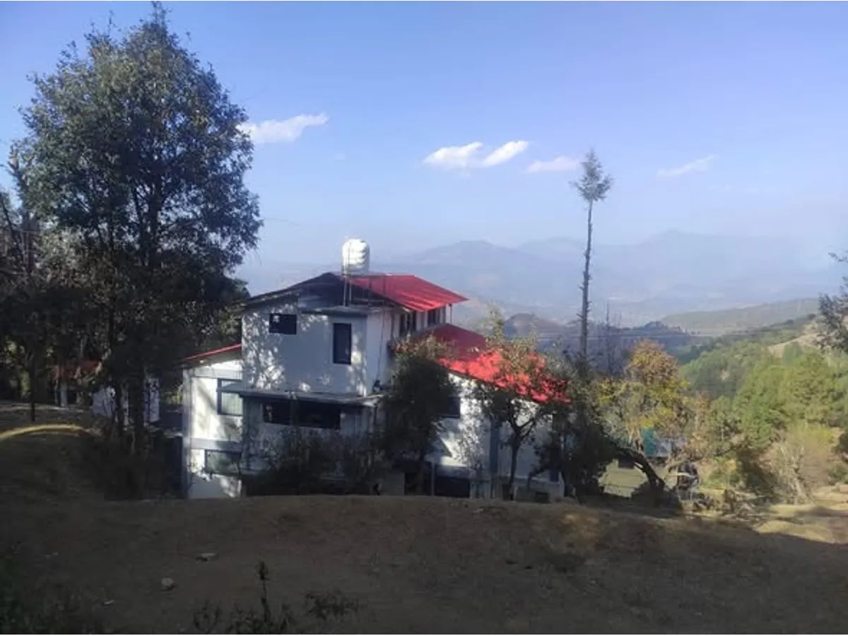 Stunning 7-Bedroom Cottage for Sale in Ranikhet