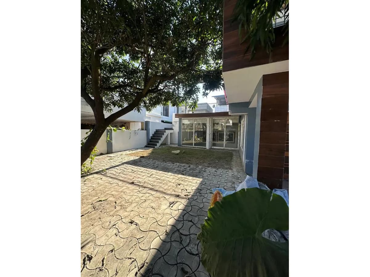 Luxury Land for Sale in Dilaram Chowk, Dehradun