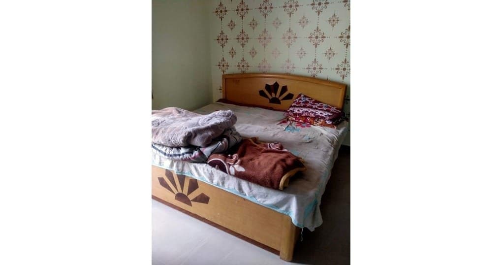 Only Girls Rented Rooms Near Shyama Garden