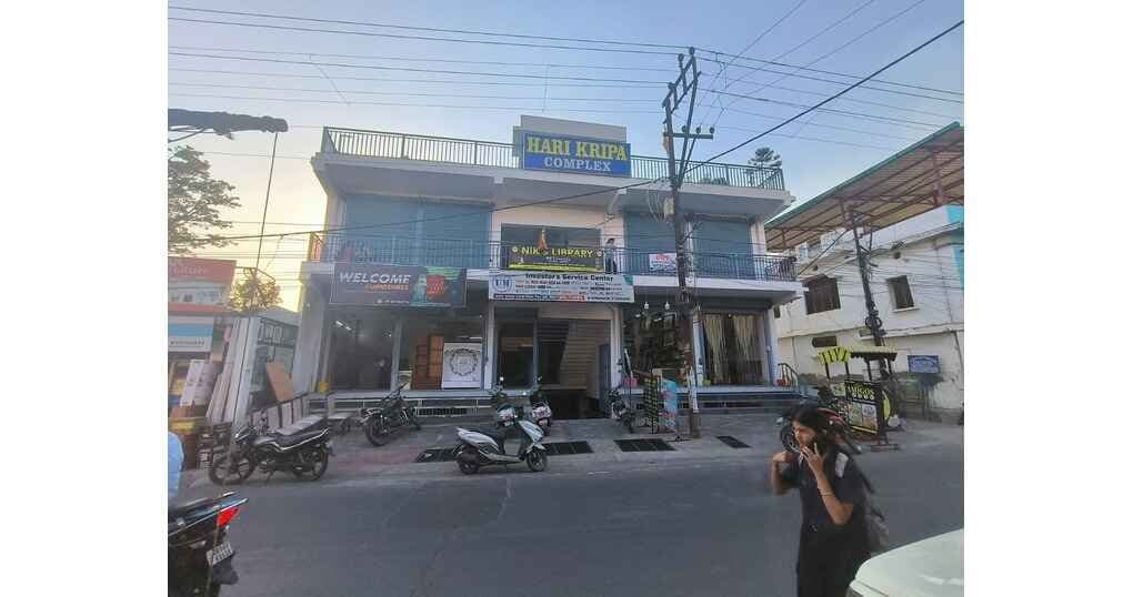 Hall 750 SqFt For Rent Near Malli Bamori