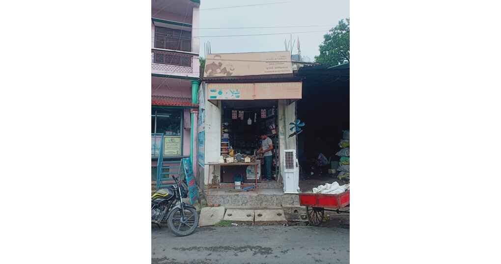 Shop 150 SqFt For Sale Near Nawabi Road