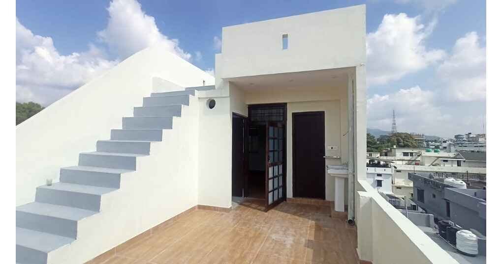 2BHK Set For Rent Near Donahariya